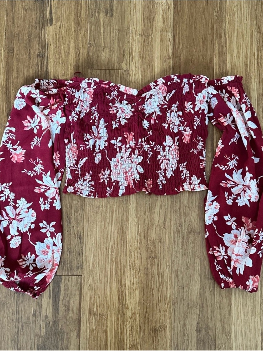 Abercrombie & Fitch Women’s Off-Shoulder Floral Crop Top - Red - Picture 4 of 5